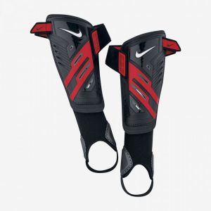 Ochraniacze piłkarskie Nike Protegga Shield Junior SP0256-061